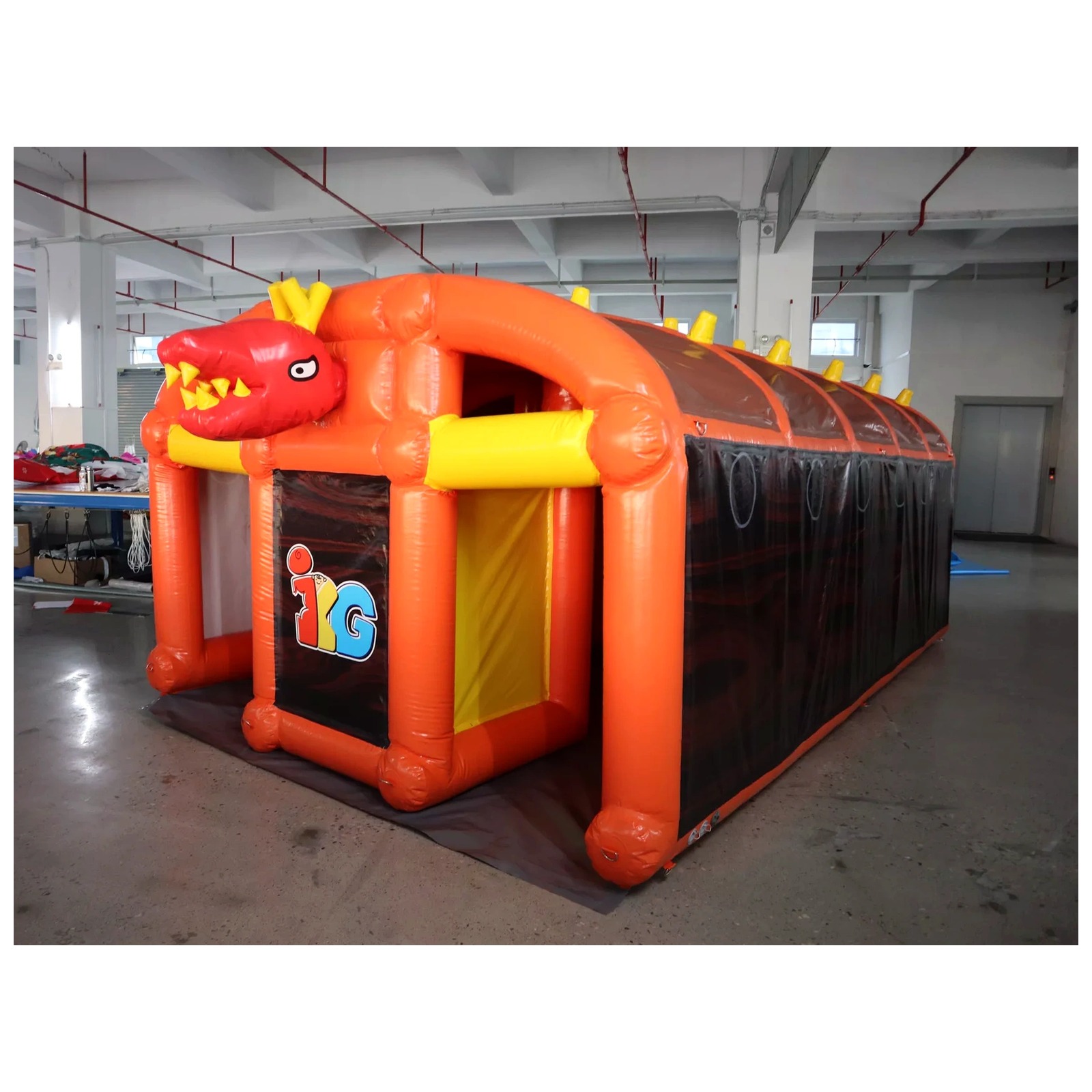 Outdoor Adventure Rentals - Labirin Tiup Oranye Besar 3X5m 10X16ft